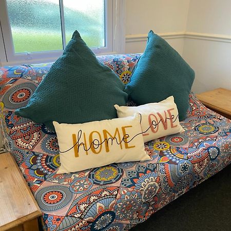 Cozy 3 Bedrooms Home Off Mill Road Sleep CBG Eksteriør billede