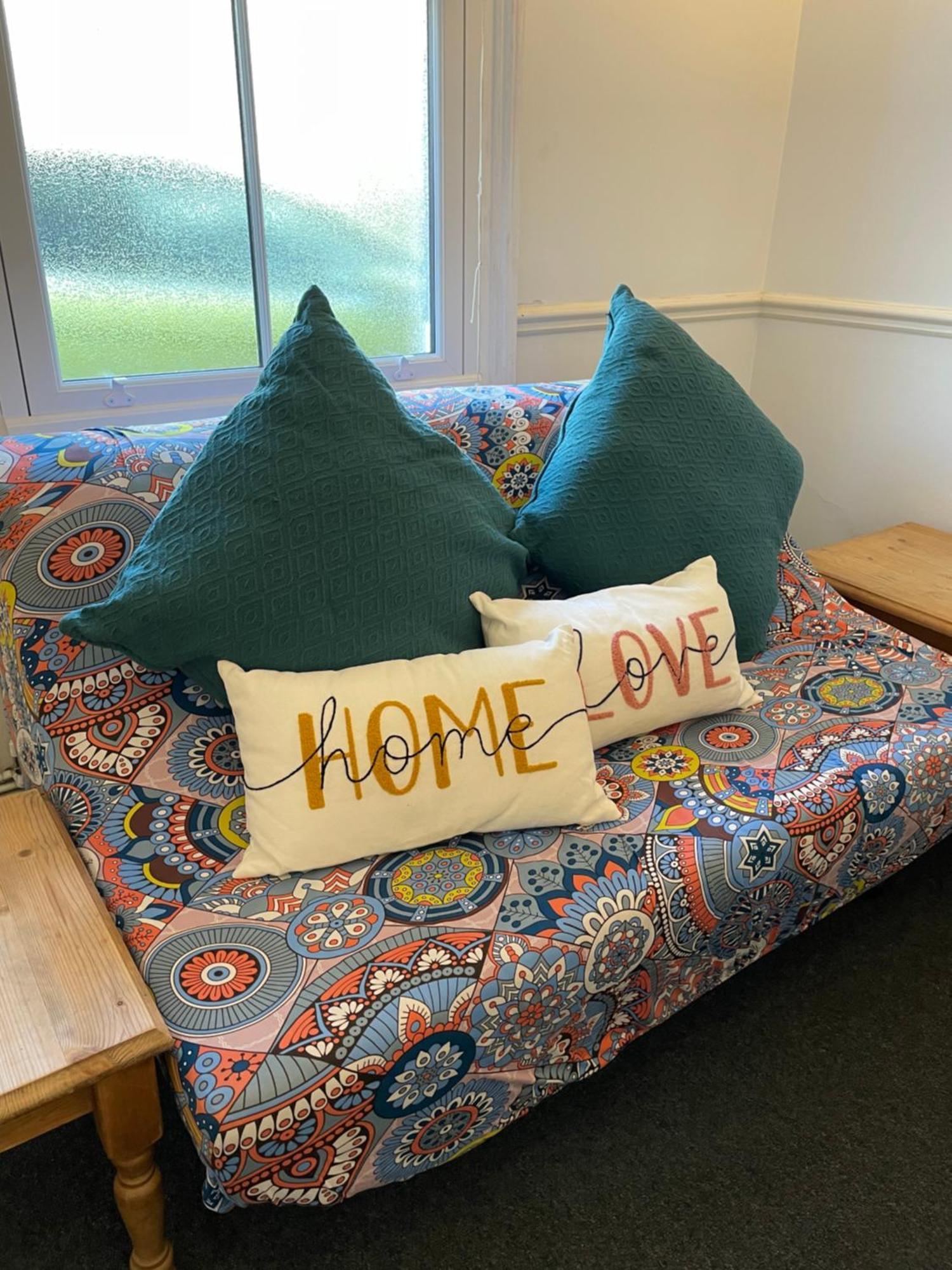 Cozy 3 Bedrooms Home Off Mill Road Sleep CBG Eksteriør billede
